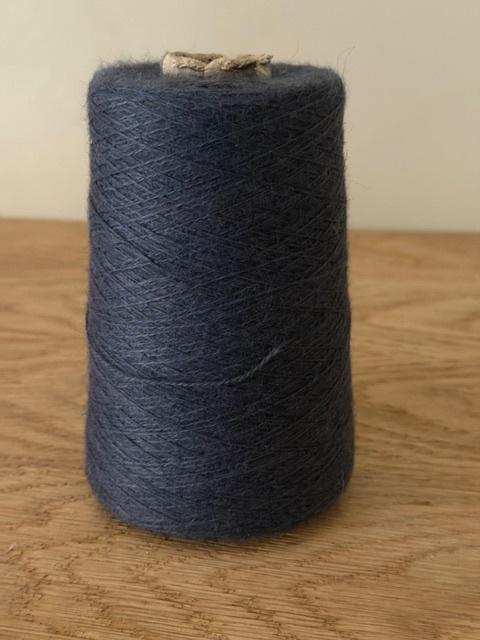 Nieuwe 70% wol (breien/haken) blauw/420gr (nr4873), Enlèvement ou Envoi, Neuf, Tricot ou Crochet, Laine ou Fils