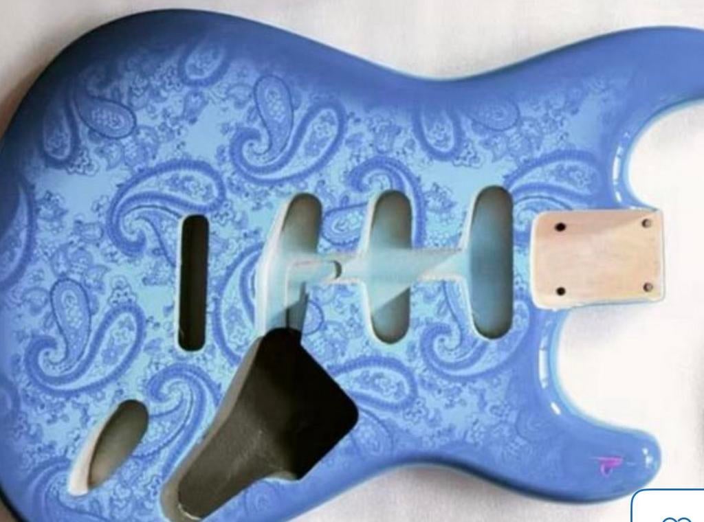 Stratocaster Blue Paisley body, Verzenden