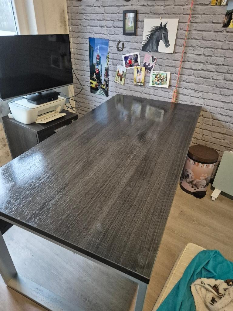 Bureau, Huis en Inrichting, Bureaus, Zo goed als nieuw, Ophalen