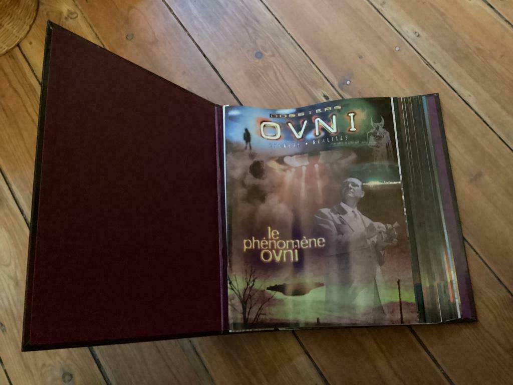 Dossiers OVNI (revue, 12 numéros) avec classeur, Livres, Enlèvement ou Envoi, Comme neuf, Autres types