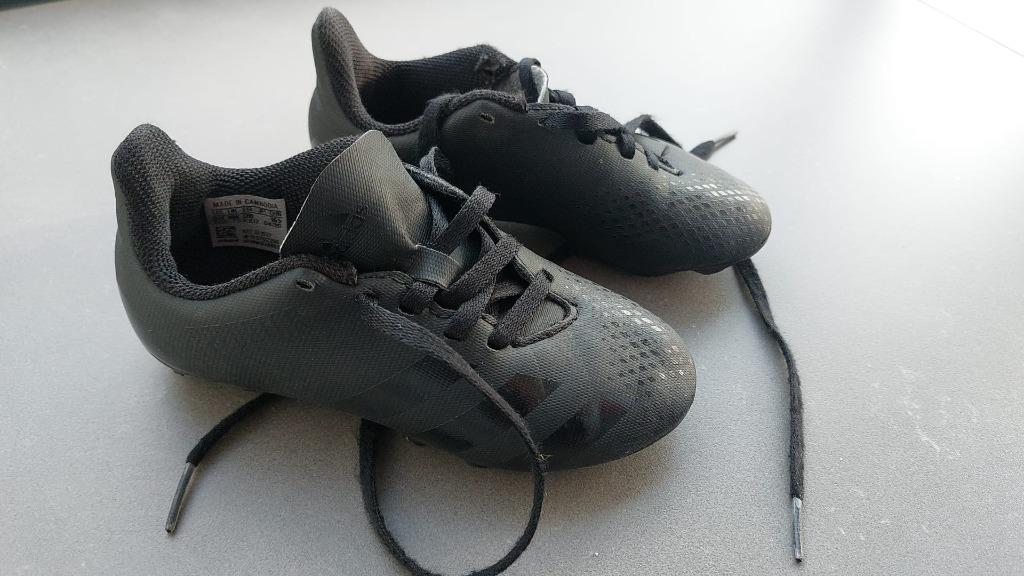 Chaussures de football Adidas taille 28 comme neuves, Enlèvement, Comme neuf, Chaussures