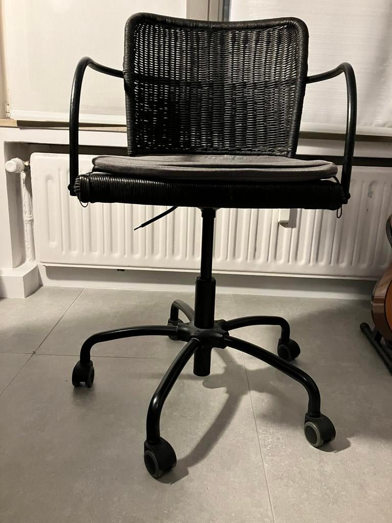 Chaise de bureau Gregor, Ophalen, Zo goed als nieuw, Zwart, Bureaustoel
