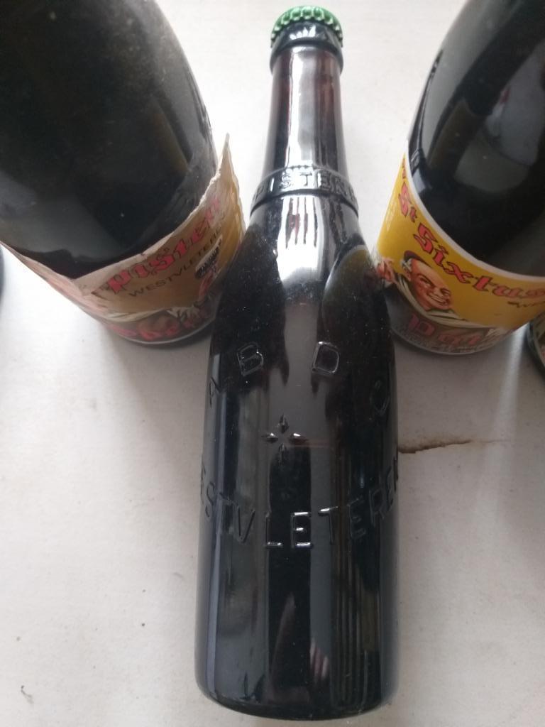 1 flesje Westvleteren Dubbel Cat II in gegraveerde fles West, Verzamelen, Ophalen