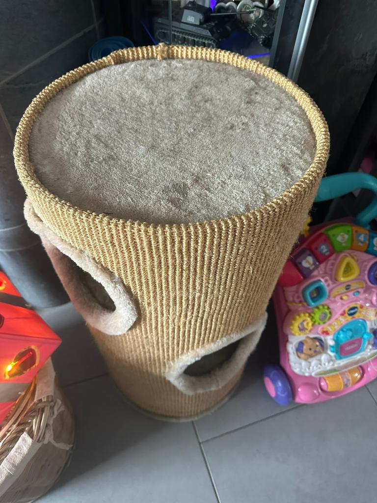 Krabton beige, Animaux & Accessoires, Enlèvement, Utilisé, Baril à gratter