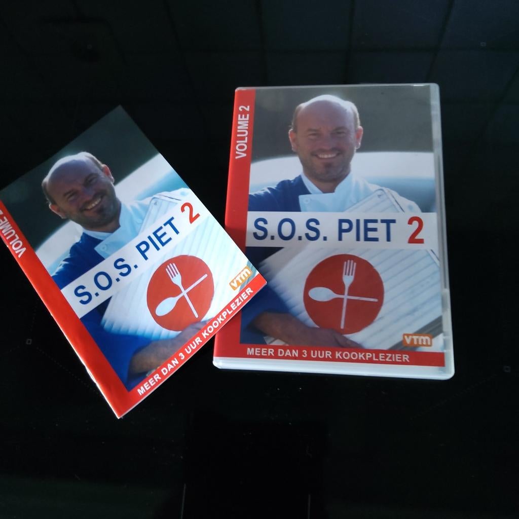 S.O.S. Piet 2: DVD met receptenboekje. 200 minuten., Cd's en Dvd's, Ophalen of Verzenden, Zo goed als nieuw