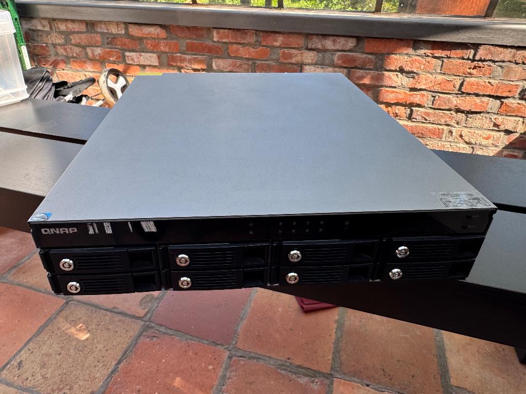 QNAP TS-958-U, Ophalen, Gebruikt