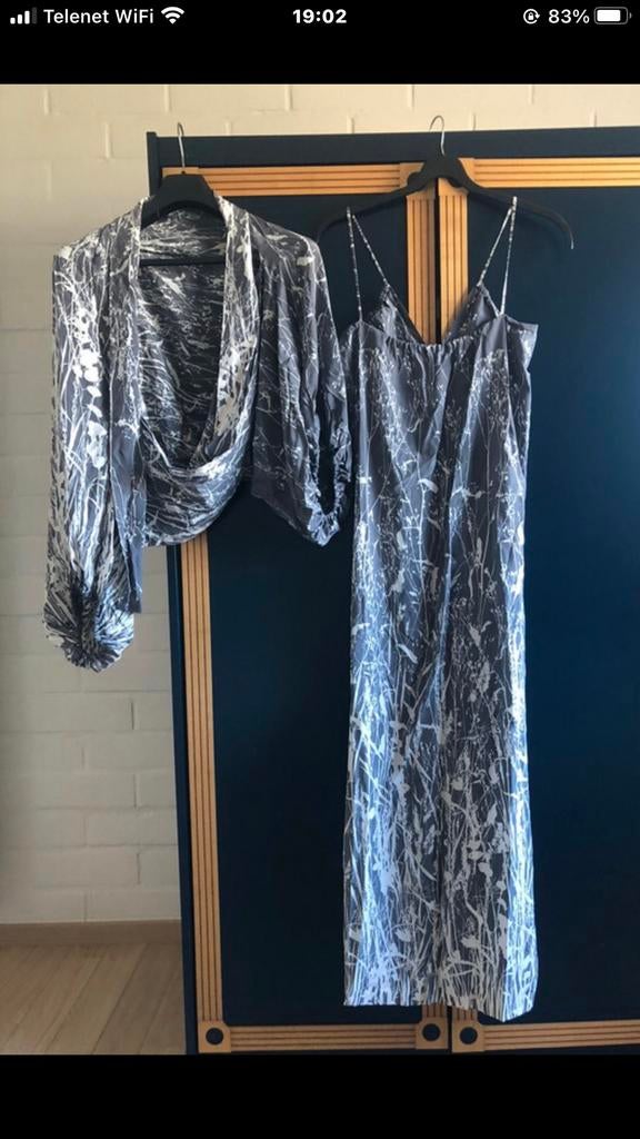 Grijs/wit zijden kleed Martine Garber, Kleding | Dames, Verzenden, Zo goed als nieuw, Maat 38/40 (M), Wit