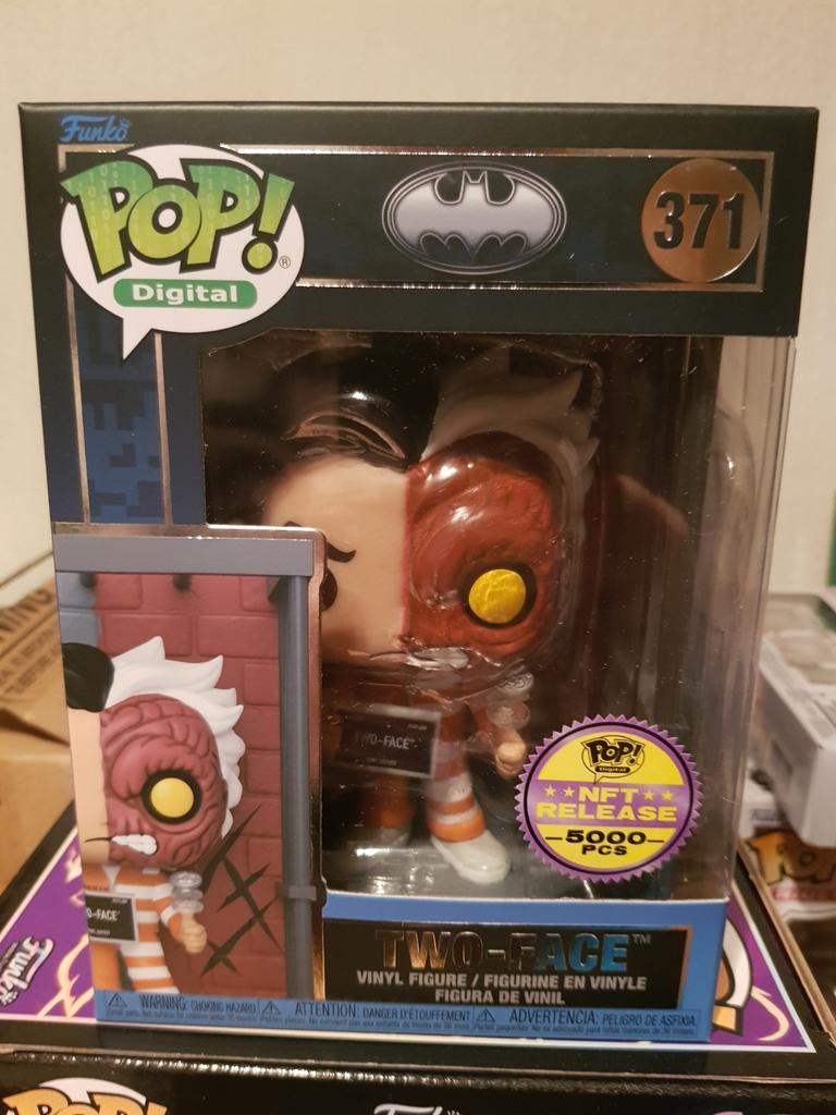 Série numérique Funko NFT Batman 85e Bi-face Ultra, Collections, Enlèvement ou Envoi