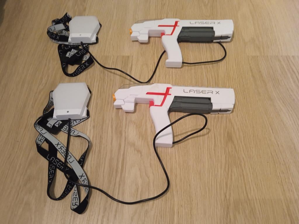 Laser X (étiquette laser), Enlèvement ou Envoi, Comme neuf