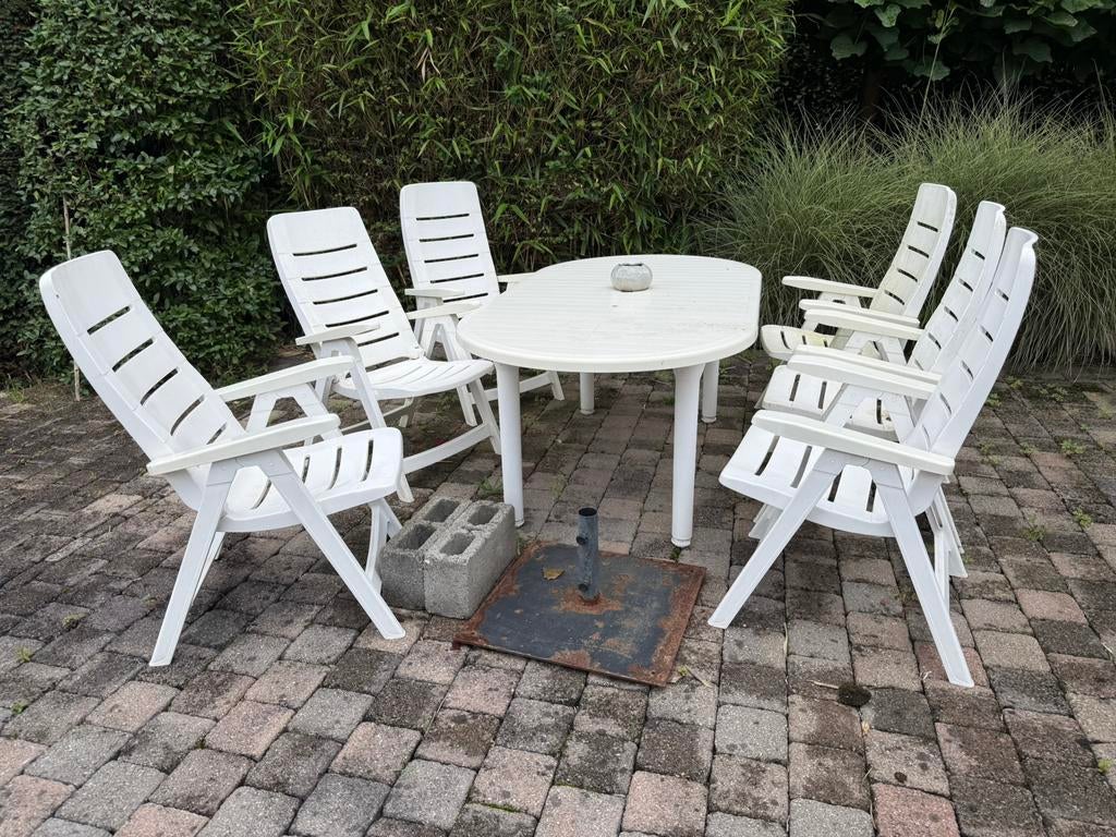 Tuinset 6 verstelbare stoelen + tafel – wit kunststof, Tuin en Terras, Tuinsets en Loungesets, Ophalen, Kunststof, Gebruikt, Tuinset