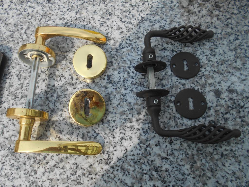 CLENCHES DE PORTE 5 EUR PIECE, Bricolage & Construction, Enlèvement, Utilisé