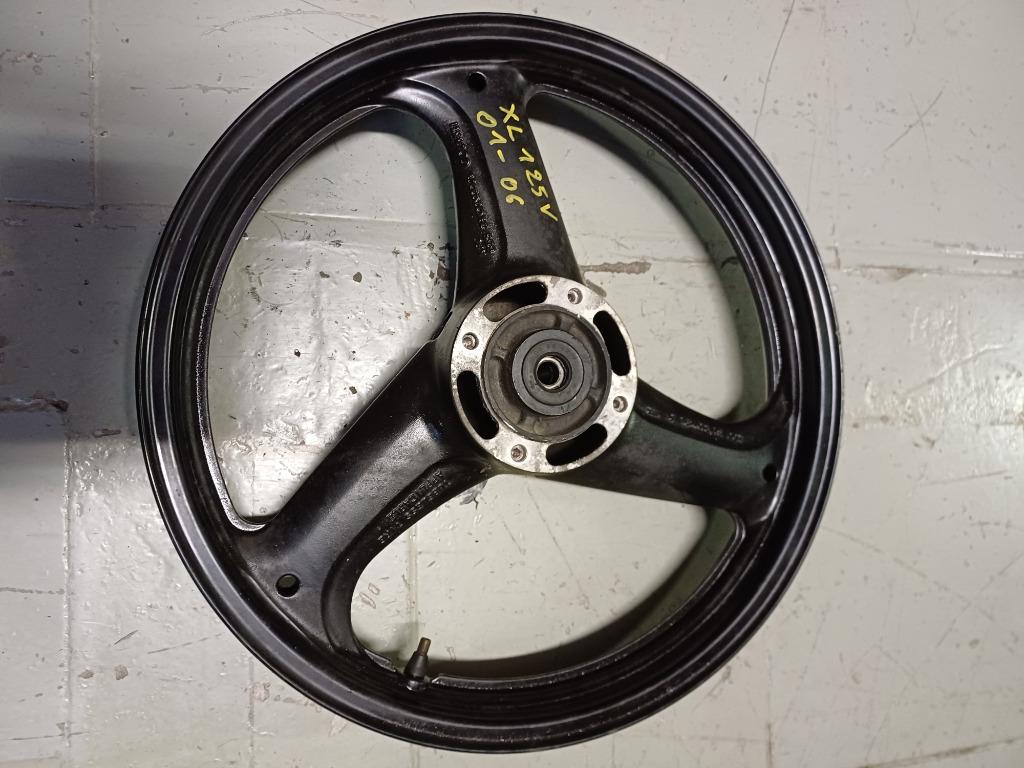 honda varadero 125 voorwiel velg, Motoren, Ophalen of Verzenden, Gebruikt