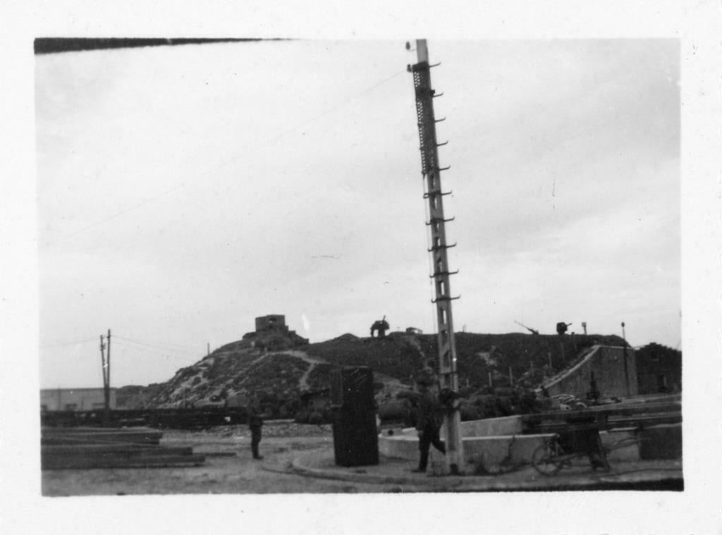 petite photo wehrmacht orig. - emplacement artillerie - WW2, Envoi, Armée de terre, Photo ou Poster