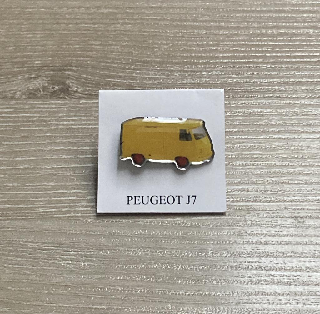 PIN - PEUGEOT J7 - CAMPER - BESTELWAGEN, Envoi, Utilisé, Transport, Insigne ou Pin's