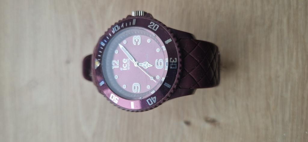 Ice Watch, Enlèvement, Utilisé