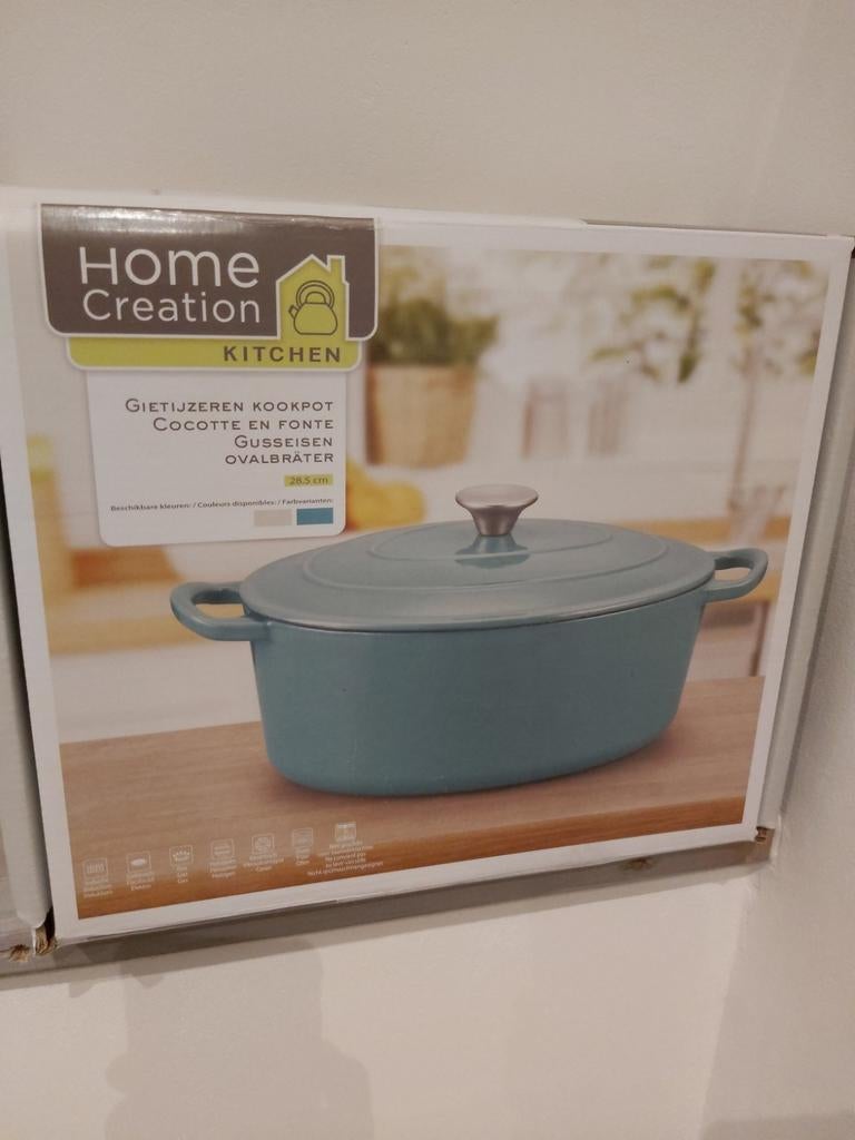 Gietijzeren stoofpot nieuw, Huis en Inrichting, Keuken | Potten en Pannen, Ophalen, Nieuw