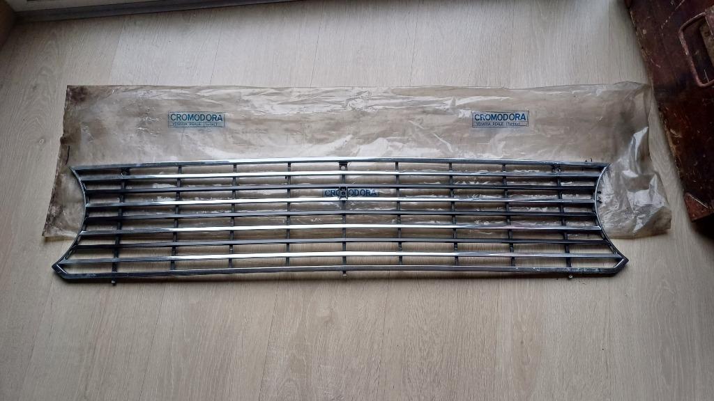 Fiat 124 berline berlina lada 1200 nieuwe grille., Auto-onderdelen, Ophalen of Verzenden, Nieuw, Fiat