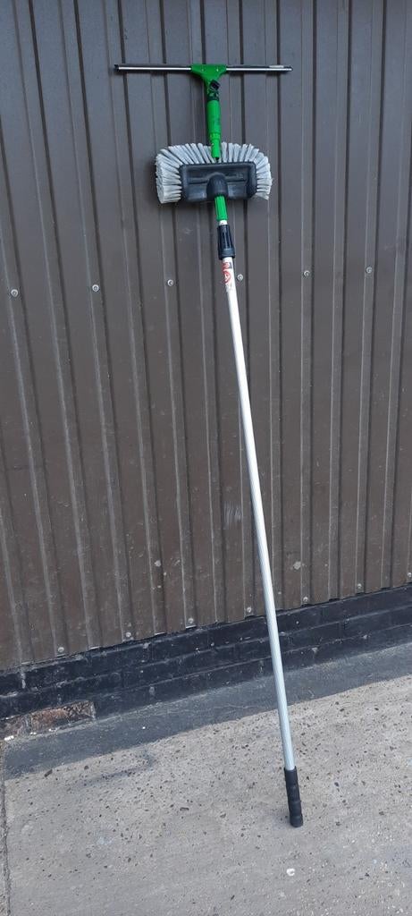 Telescopische borstel en trekker, Ophalen