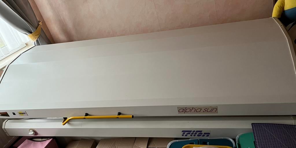 Banc solaire, Electroménager, Solarium, Banc solaire & Bronzage facial, Enlèvement, Utilisé, 15 lampes ou plus