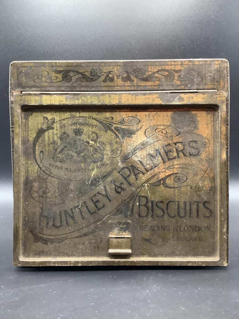 Ancienne boite Huntley & Palmers, Collections, Boîte en métal, Enlèvement ou Envoi, Comme neuf