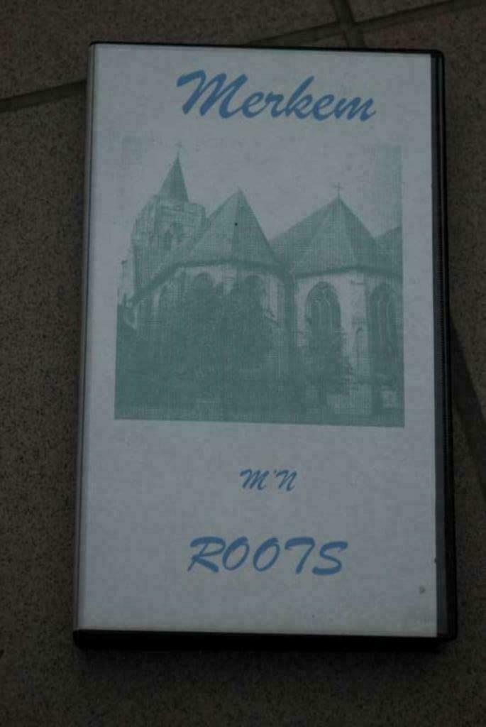 Merkem m'n roots Video cassette johny depoorter, Verzenden, Gelezen