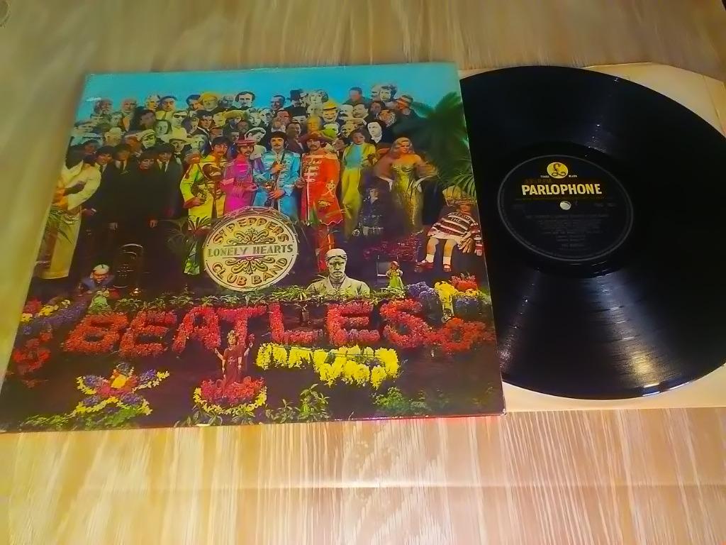 THE BEATLES - St Peppers Lonely Hearts Club Band (1967), Ophalen of Verzenden, Zo goed als nieuw, 12 inch, Poprock