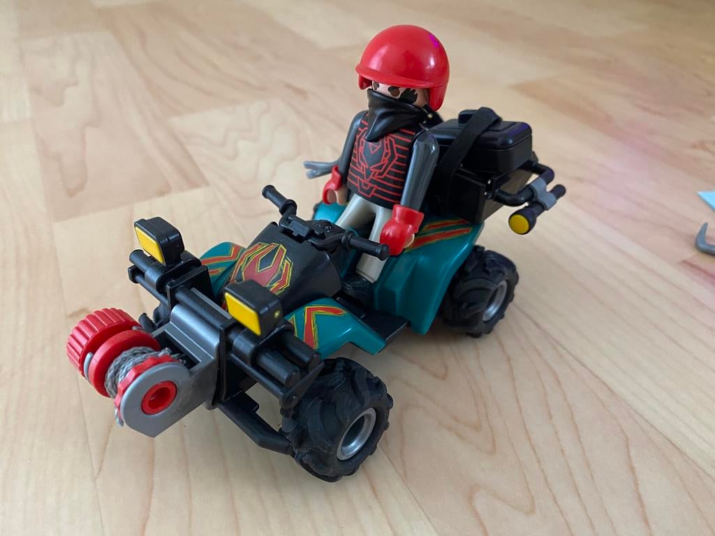 Playmobil quad met lier en bandiet, Ophalen, Gebruikt