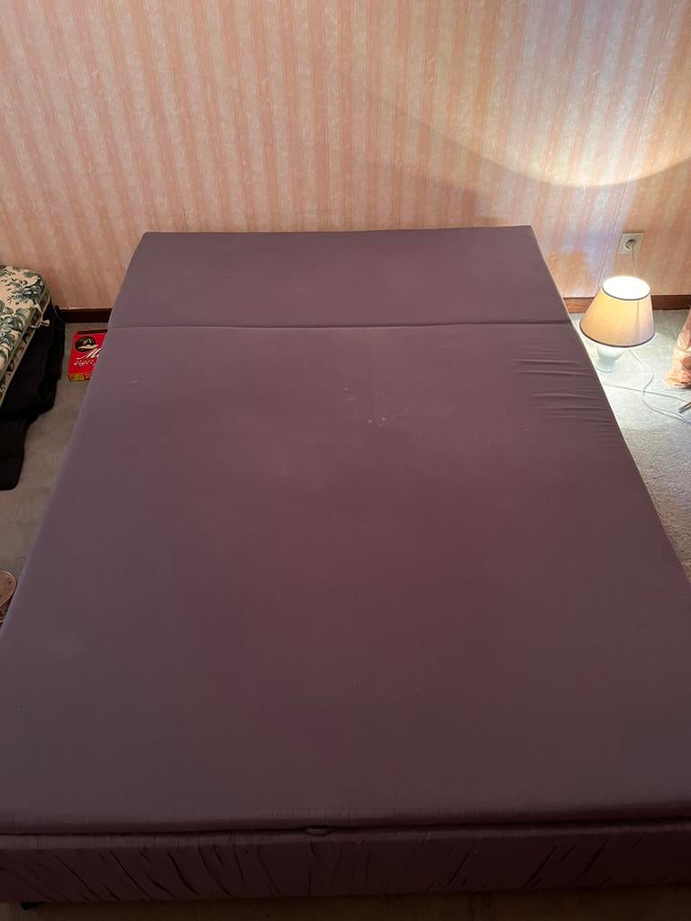 Bed met verstelbaar hoofdsteun en opbergruimte, Ophalen, Gebruikt