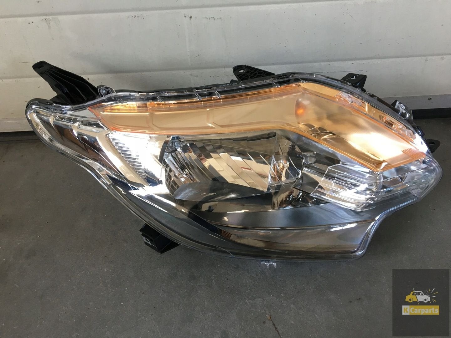 Mitsubishi L200 rechter lamp 2016-2020 r Normaal, Info@mitsubishi-motors.com, Gebruikt, Mitsubishi Motors Corporation, Mitsubishi