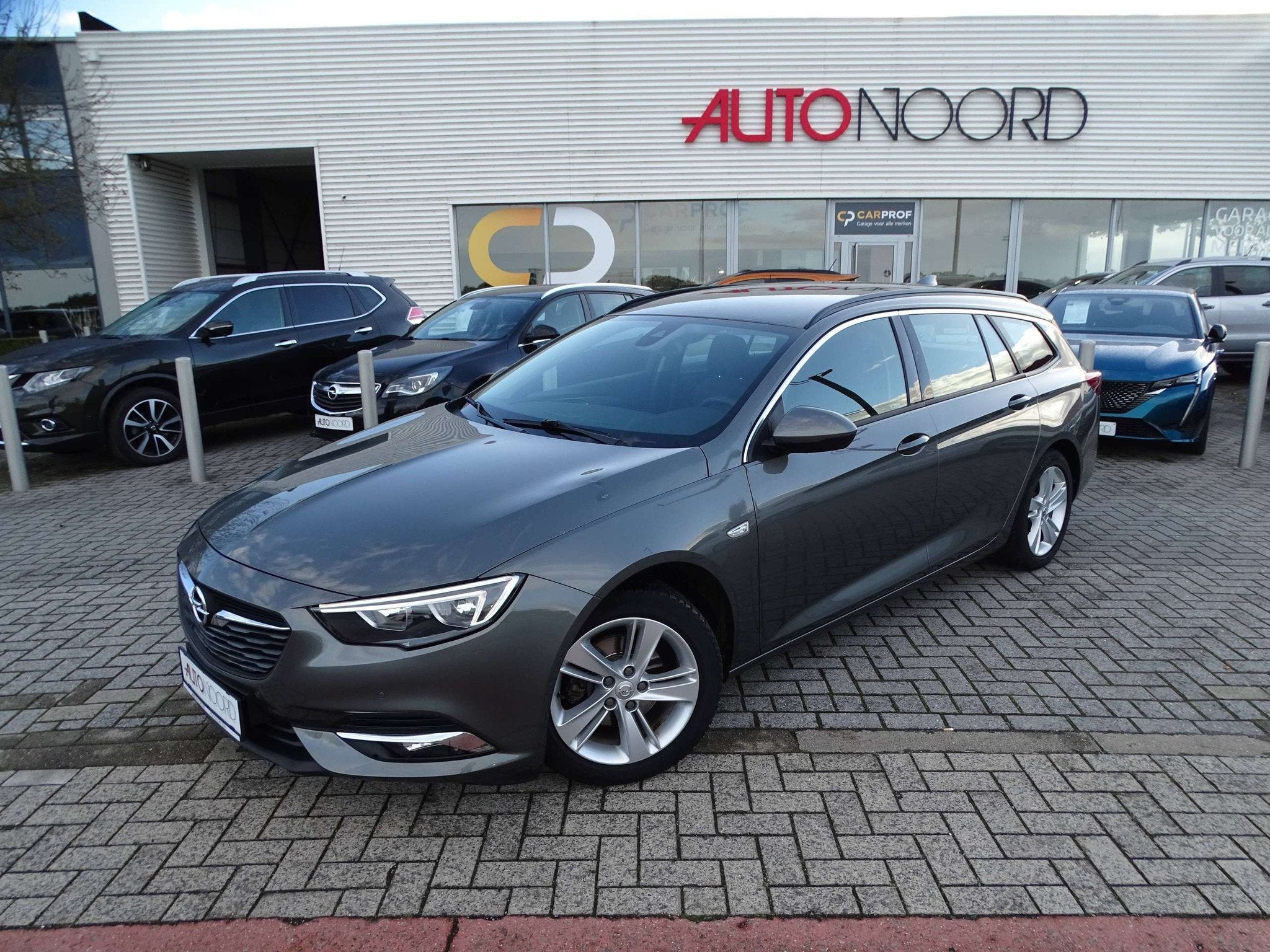 Opel Insignia Insignia Sports Tourer 1.6 CDTI Innovation, Autos, Achat, Euro 6, Entreprise, Boîte manuelle
