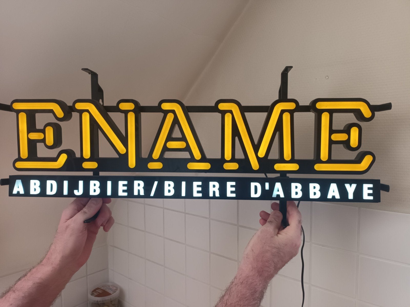 Led-lichtreclame Ename Abdijbier, Verzamelen, Ophalen of Verzenden, Zo goed als nieuw, Reclamebord, Plaat of Schild