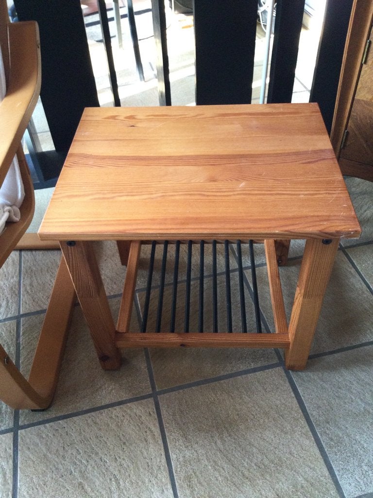 Petite table d’appoint intérieure ou extérieure, Maison & Meubles, Moins de 55 cm, Enlèvement, Rectangulaire, Bois