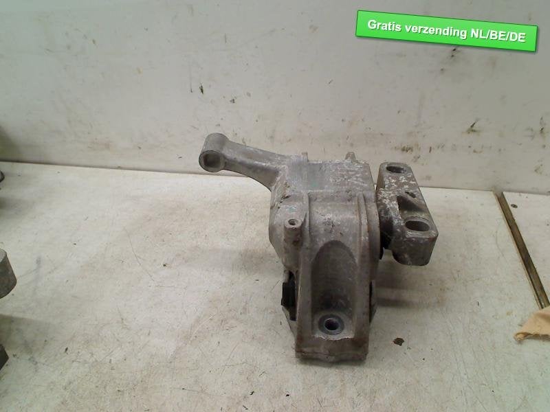 MONTAGE MOTEUR Audi Q3 (8UB / 8UG) (5N0199262), Auto-Union-Straße  1,
85057  Ingolstadt, DE, Info@audi.de, Audi, Utilisé