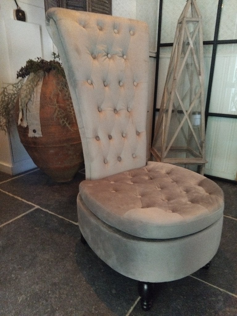 decoratieve stoel met hoge rugleuning nieuwstaat, Huis en Inrichting, Stoelen, Ophalen, Zo goed als nieuw