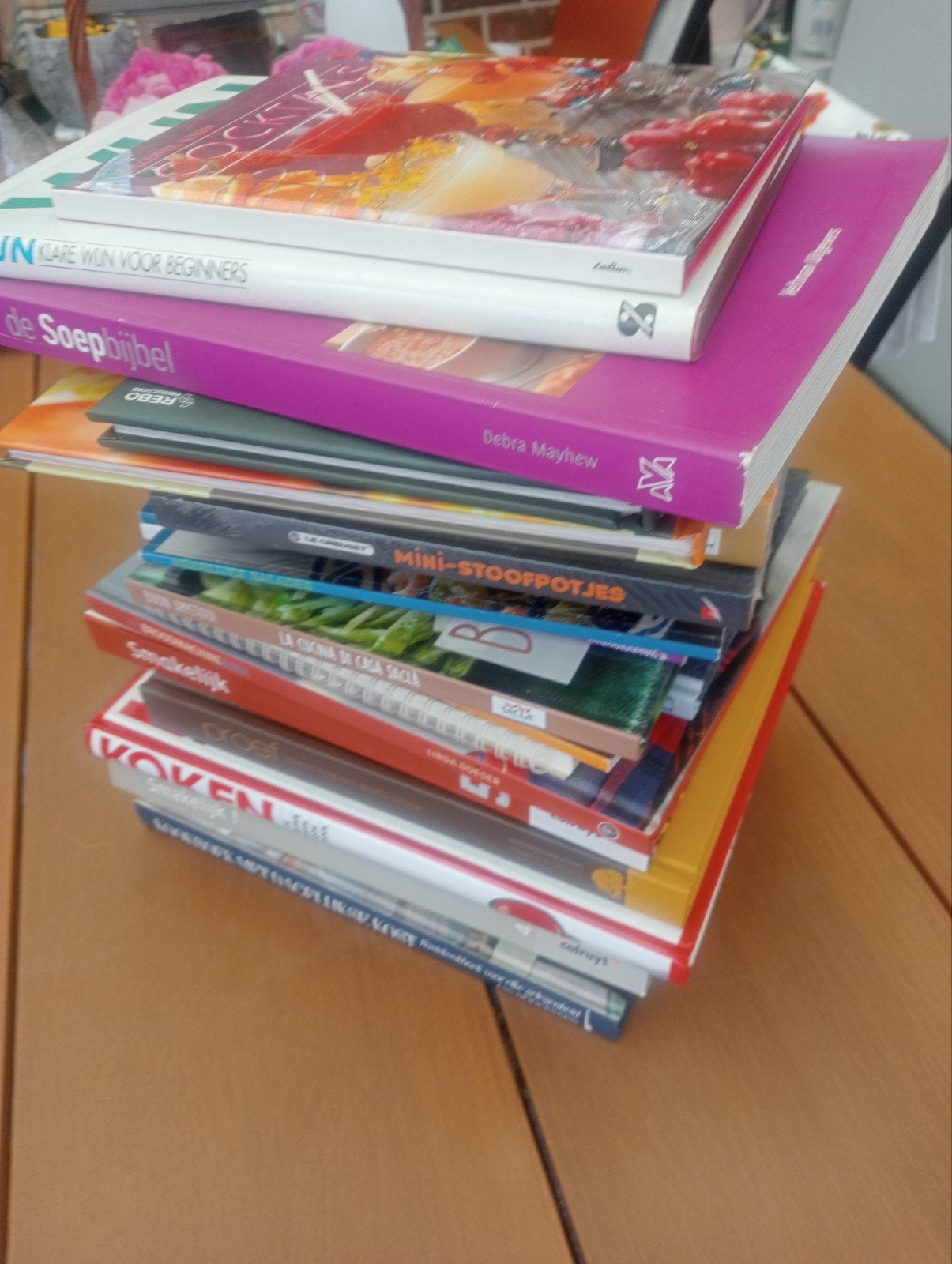 lot kookboeken (zie foto's)+/- 30 stuks, Ophalen, Gelezen, Voorgerechten en Soepen