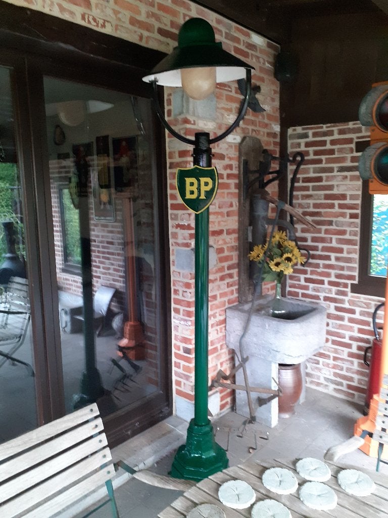 lamp voor bij benzinepomp eiland, Ophalen, Gebruikt