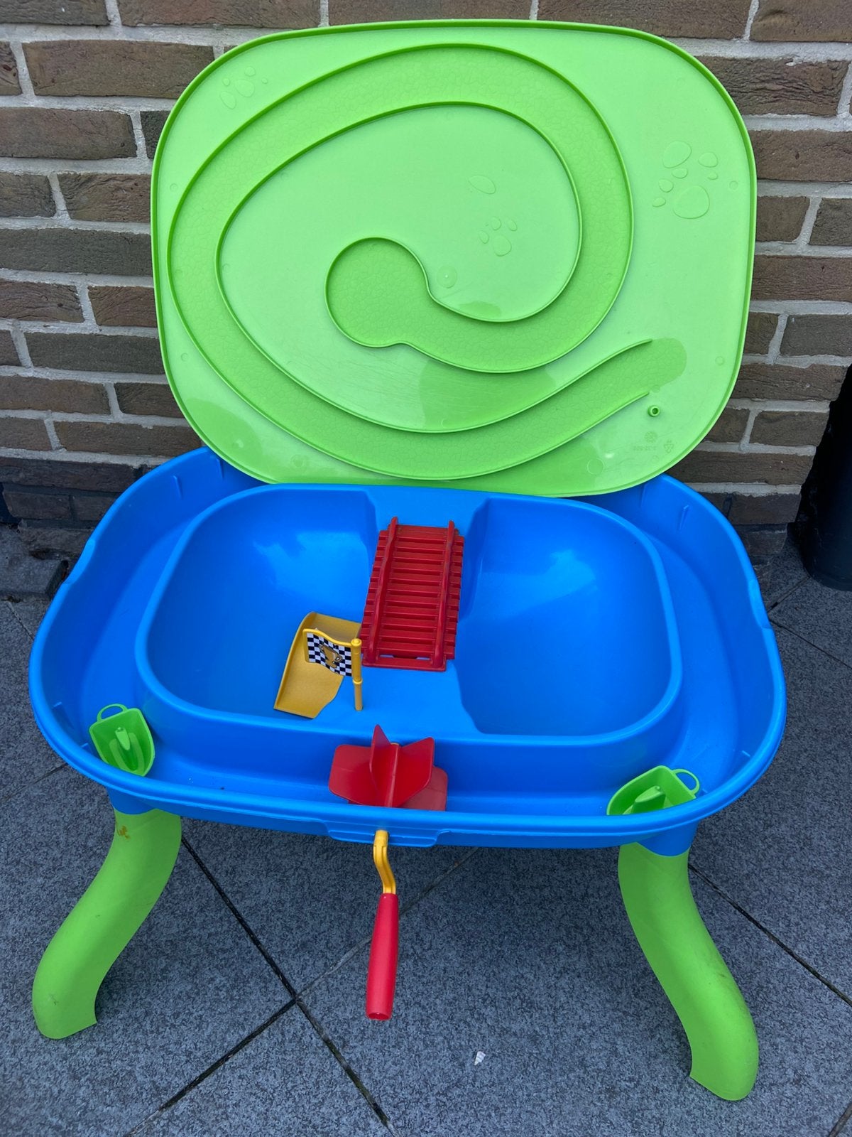 Water/zand tafel, Ophalen, Zo goed als nieuw