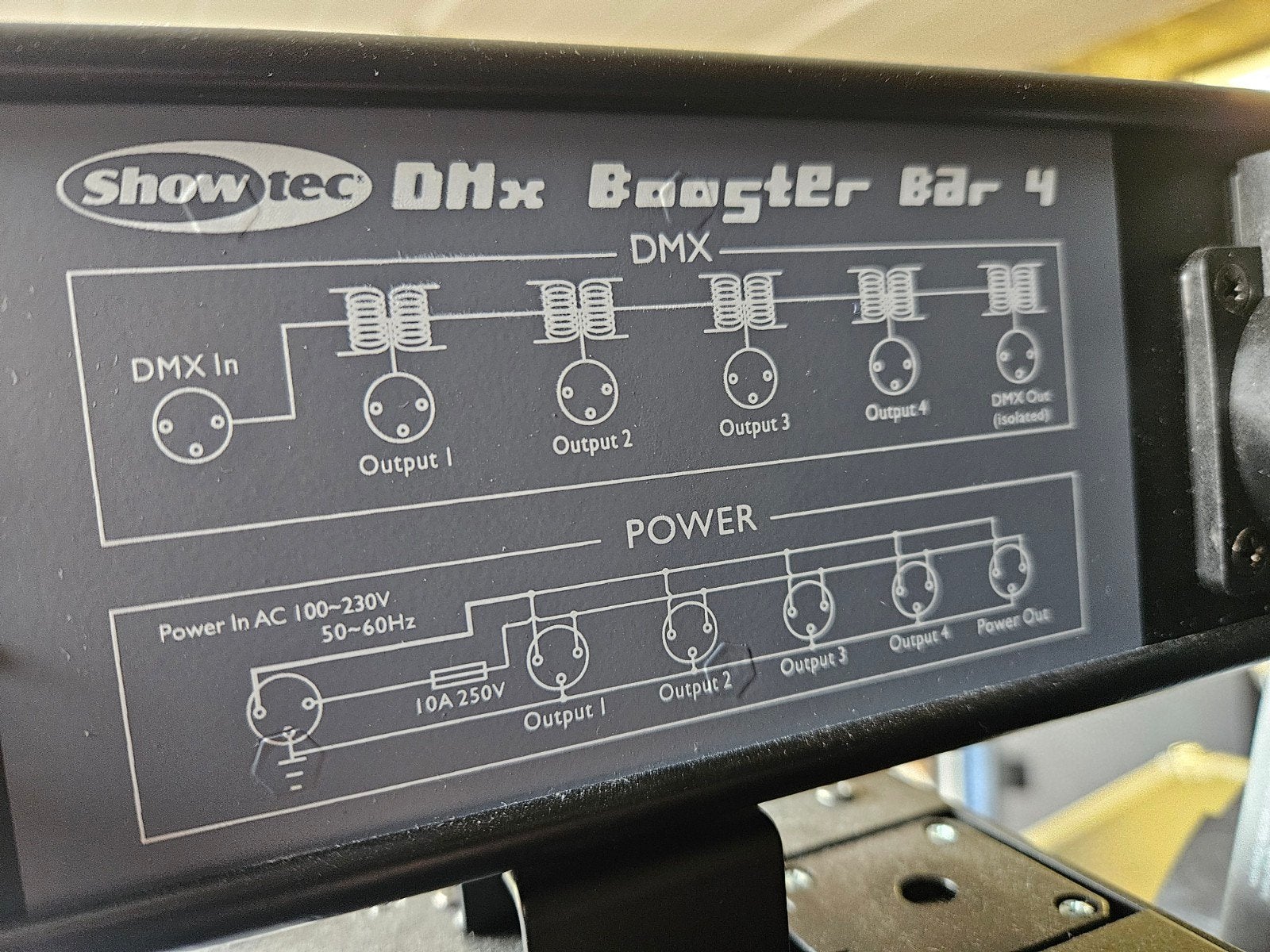 2x Showtec DMX booster bar 4, Muziek en Instrumenten, Licht en Laser, Ophalen