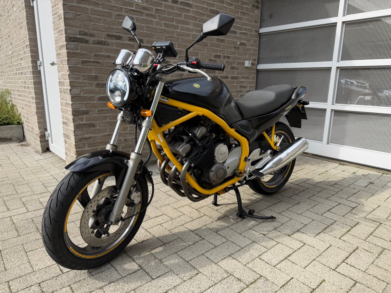 Yamaha XJ600N (1994) - Reddish Yellow Edition Cocktail 1, Motos, Permis Moto A, Occasion, Plus de 35 kW, 598 cm³
