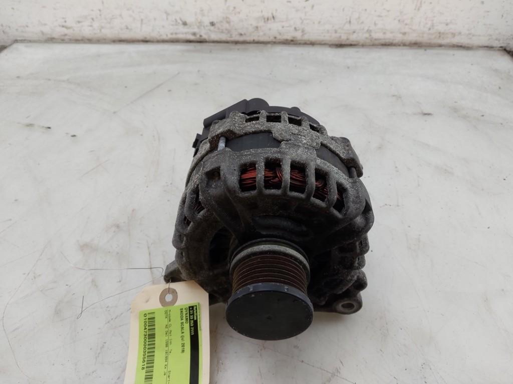 DYNAMO (|03L903023L|03L903023K|04L903024S|03L903023KX|03L903, Auto-onderdelen, Motor en Toebehoren, Skoda, Gebruikt