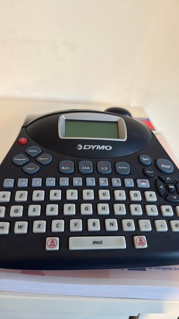 Dymo, Ophalen, Zo goed als nieuw