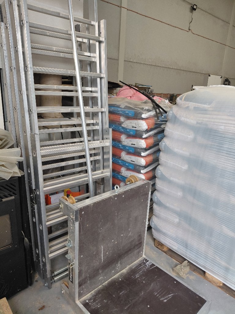 ladderlift, Zakelijke goederen, Ophalen