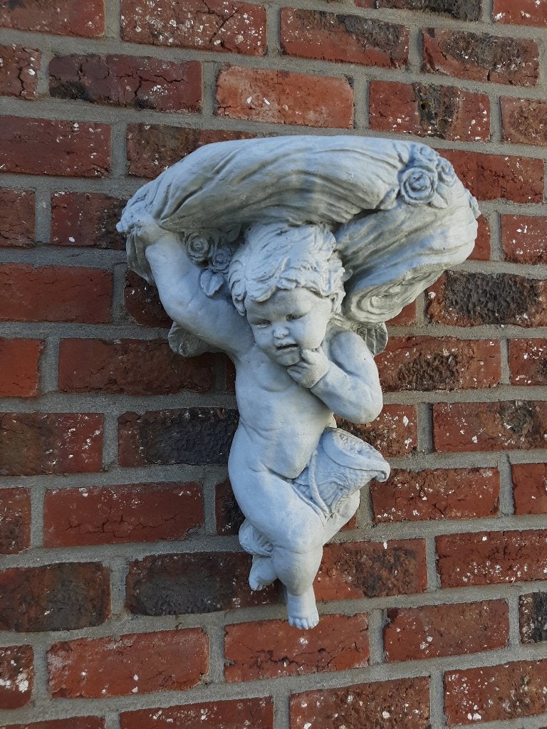 Engel met plantenbak/drinkbak op schouders, Tuin en Terras, Tuinbeelden, Ophalen, Gebruikt, Beton, Overige typen