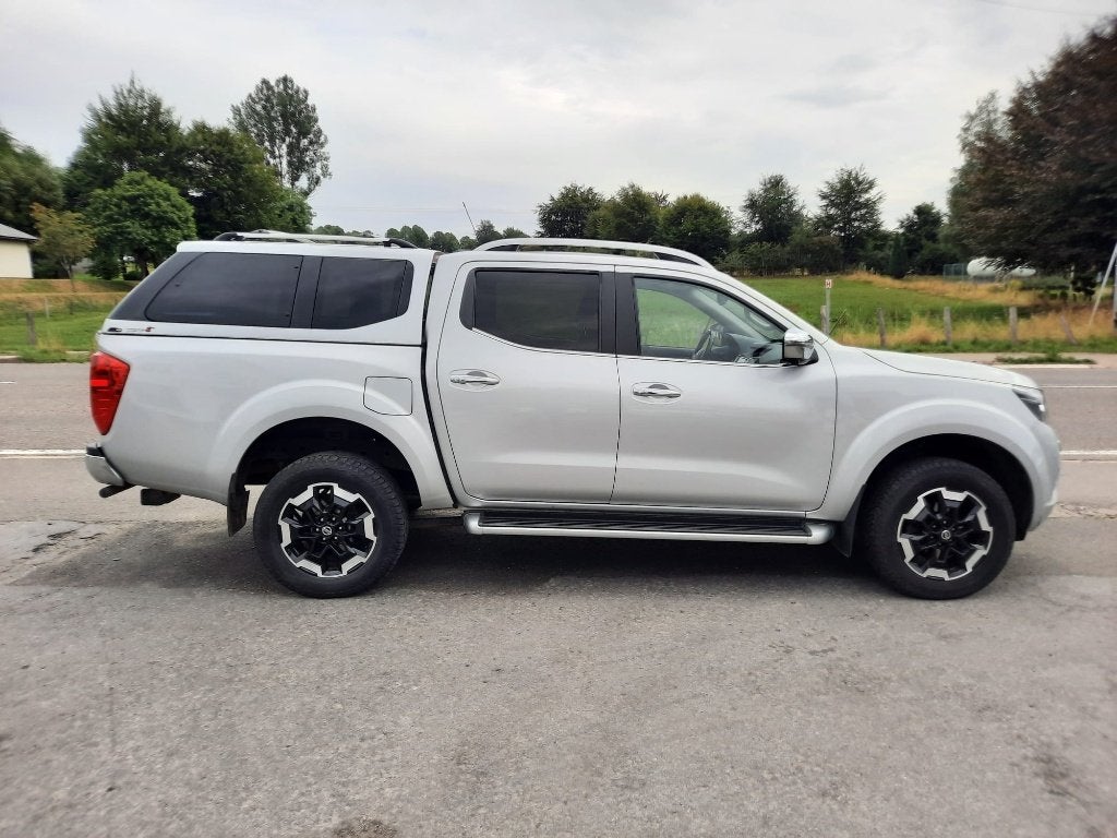 Nissan Navara NP300 2.3 dCi Tekna dubbele cabine 4x4 BTW, Auto's, Nissan, Automaat, 4 cilinders, Leder, Bedrijf
