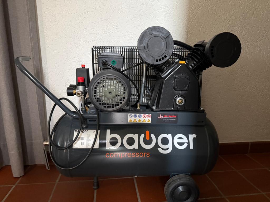 Compressor Nieuw! Nooit gebruikt!, Doe-het-zelf en Bouw, Compressors, Ophalen, Nieuw