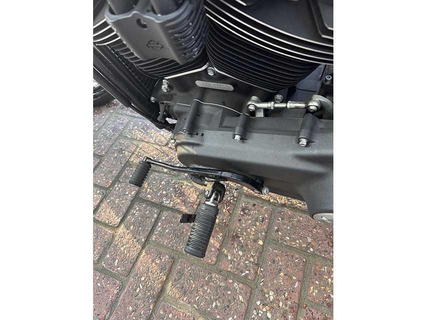 Harley Davidson - Street Bob - Motorcycle, Motoren, Motoren | Harley-Davidson, Bedrijf, Overig