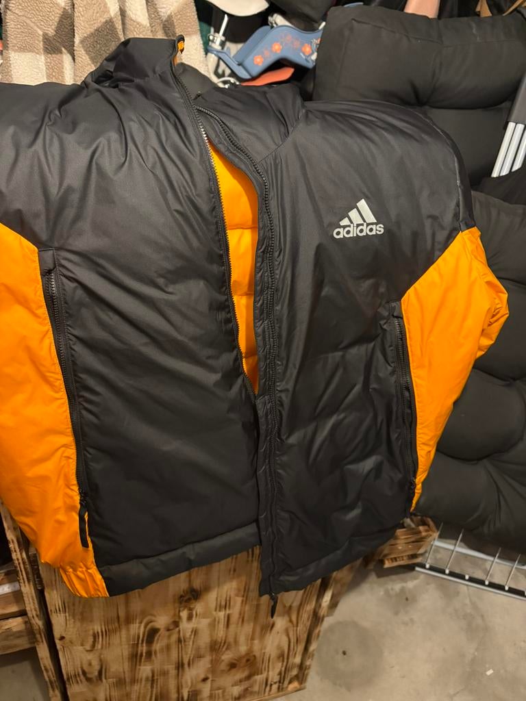 Doudoune adidas L, Enlèvement ou Envoi, Comme neuf