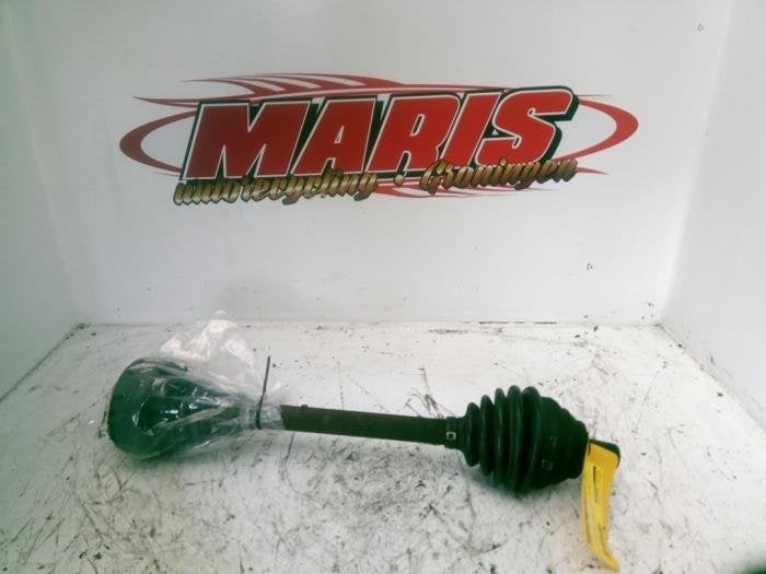 Arbre de transmission avant gauche d'un Volkswagen Golf, -, Volkswagen, -, 3 mois de garantie