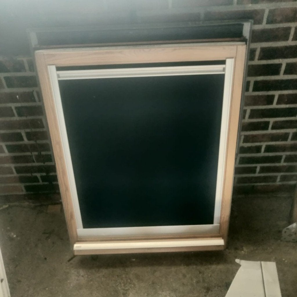 velux met verduistering 98 cm hoog en 76 cm br, Doe-het-zelf en Bouw, Ophalen, Gebruikt, Minder dan 80 cm, 80 tot 120 cm