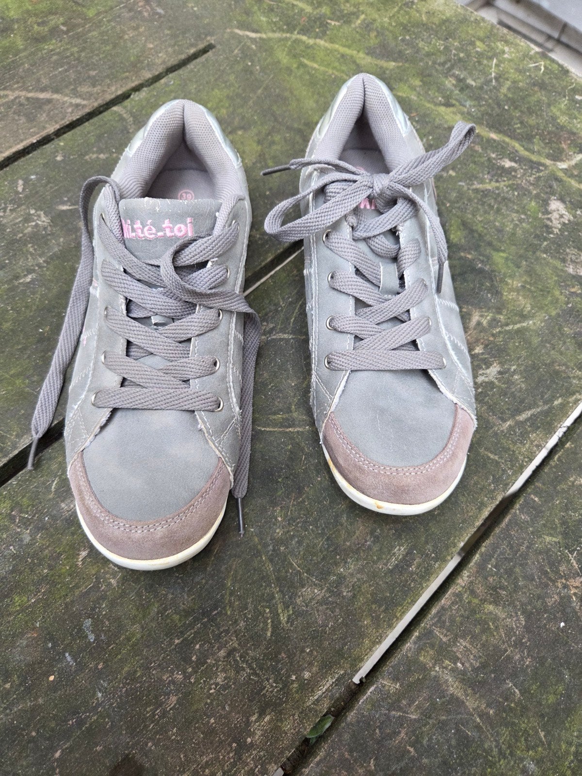 Ki-té-toi, 39 ans., Enlèvement ou Envoi, Ki-té-toi, Chaussures de sports, Comme neuf